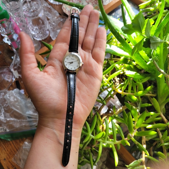 Vintage Reflex Quartz Watch - Picture 3 of 9